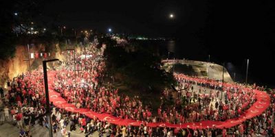 Büyükşehir’den Cumhuriyet’in 98. yılına coşkulu kutlama