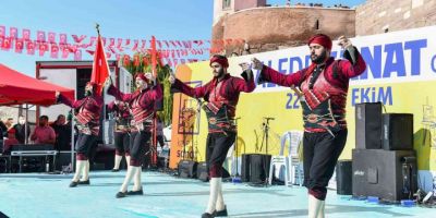 Başkent’in renkleri Ankara Kalesi’nde sanatla buluştu