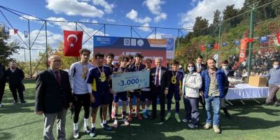 Üsküdar’da liseler arası turnuvanın şampiyonu belli oldu