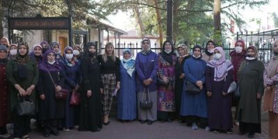 Sincan Belediyesinden ’Kadın kadına Ankara kültür gezisi’