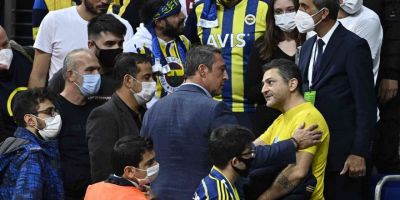 Ali Koç ve taraftarlar arasında gerginlik
