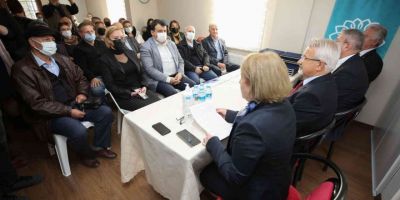 Başkan Turgay Erdem’e teşekkür plaketi