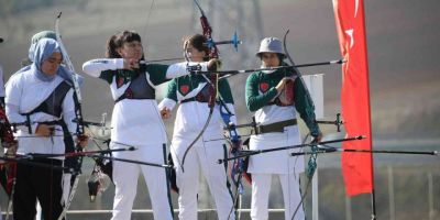 Tuzla’da 29 Ekim Cumhuriyet Bayramı’na özel okçuluk turnuvası düzenlendi