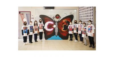 Ortaokul öğrencileri özgün tasarımlarını tişörtlere yansıttı