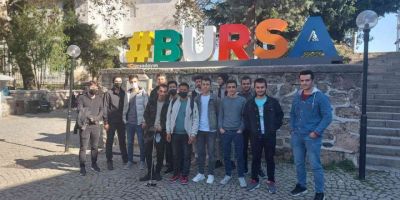 Gençlik Bursa’da yollarda