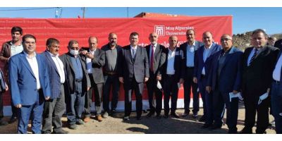 İmkânsızlıktan kaldığı evin yerine şimdi yüksekokul yaptırıyor