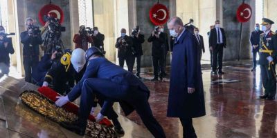 Cumhuriyet Bayramı törenleri Anıtkabir’de başladı