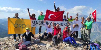 Cumhuriyeti zirvede kutladılar