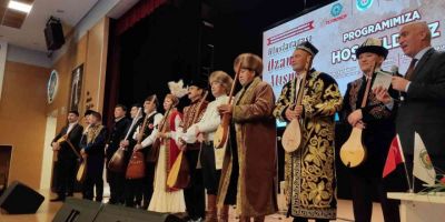 Türk dünyasının usta ozanları Ankara’da atıştı