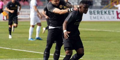 TFF 1. Lig: Ümraniyespor: 2 - Tuzlaspor: 1