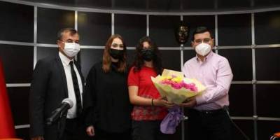 Tütüncü’nün konukları Erasmus öğrencileri