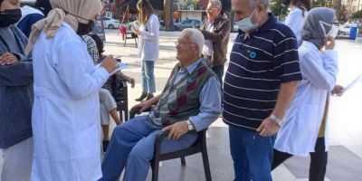 Kumluca’da öğrenciler ve hocaları diyabete farkındalık için sahaya indi