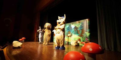 Minikler "Bremen Mızıkacıları" ile doyasıya eğlendi