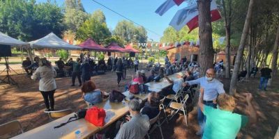 Emekli Evi üyeleri Tarsus Gençlik Kampında bir araya geldi