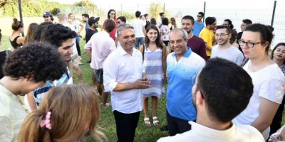 Muratpaşa, üniversite gençliğinin yanında