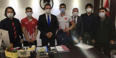 Kaymakam Gürçam, milli sporcuları Romanya’ya uğurladı