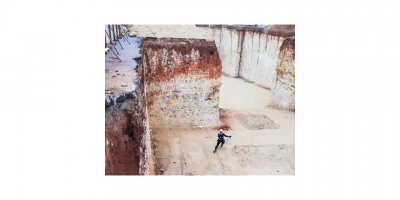 İnşaat Çukuruna Düşen Kedi, Kurtarmaya Gelen İtfaiye Erine Uzun Süre Ter Döktürdü