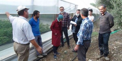 Sel baskınları sonrası zarar gören seralarda hasar tespit çalışmaları başladı