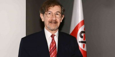 Diş Hekimi Aydın: "Ağız kokusu depresyona sürüklüyor"