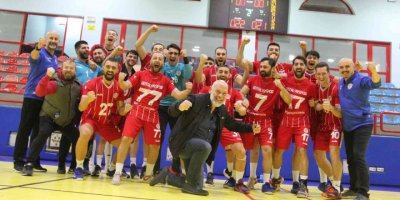 Antalyasporlu hentbolcuların önemli geri dönüşünde saha karıştı