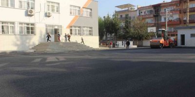 Okul bahçeleri yenileniyor