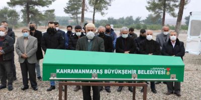 Sahte İçkiden Ölen Yaşlı Adam Toprağa Verildi