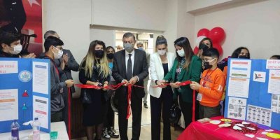 Adana’da 4006 TÜBİTAK Bilim Fuarı