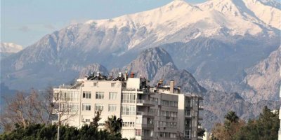 Turizm kenti Antalya’da aynı gün iki mevsim