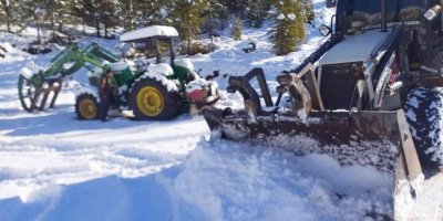 Mersin’de yayla yolları karla kaplandı, ekiplerin mücadelesi başladı