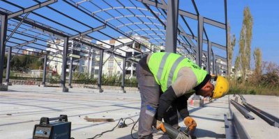 Yalınayak ve Mustafa Kemal mahallerine kapalı semt pazarı