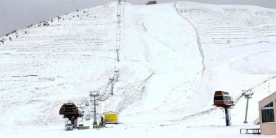 Yedikuyular kayak merkezinin 500 bin kişiyi ağırlaması bekleniyor