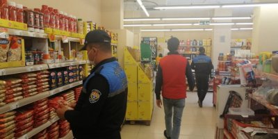 Büyükşehir Zabıtası Yeni Yıl Öncesi Denetimlerini Sıklaştırdı