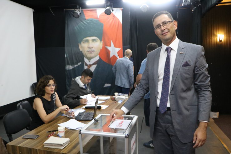 TÜRSAB Kemer BTK Başkanı Mehmet Akbaba oldu