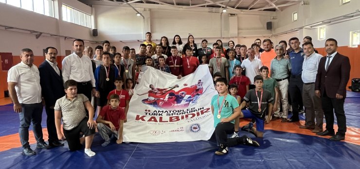 Finike'de Amatör Spor Haftası Etkinliği