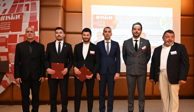 'antalya'dan Dünya Markaları Çıkar'