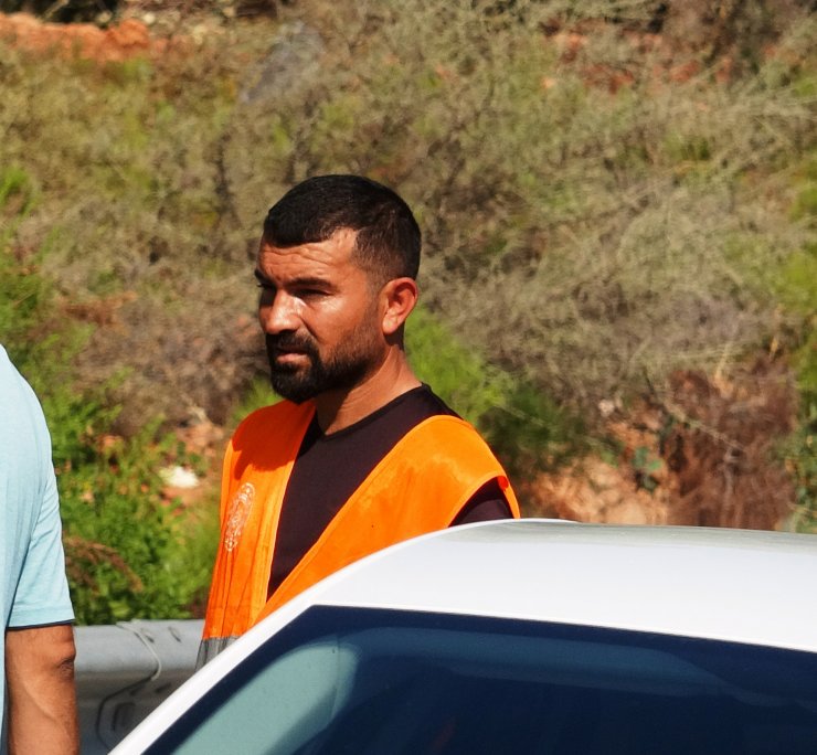 Antalya'da Motosikletle Kamyona Çarpan Pınar Öldü