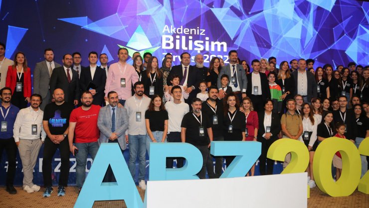Akdeniz Bilişim Zirvesi Katılımcı Sayısıyla Rekor Kırdı