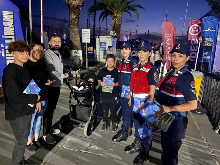 Jandarma The Bodrum Cup'ta Hem Erkek Hem De Kadınları Bilgilendirdi