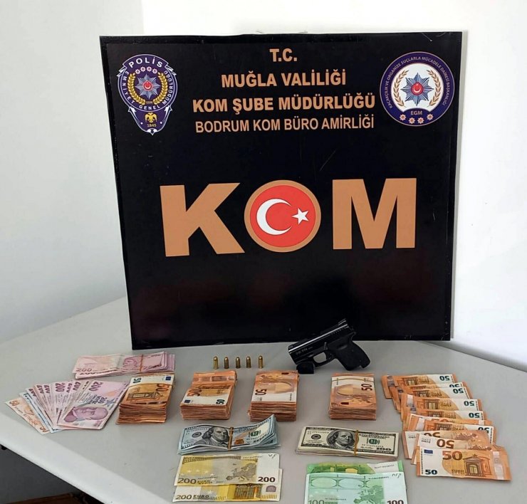 Bodrum’da ‘ahtapot’ Adlı Suç Şebekesi Çökertildi: 13 Gözaltı