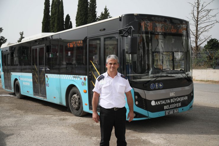 Çocuğu Ailesine Kavuşturan Şoför, Bu Kez De Yolcuyu Hastaneye Yetiştirdi