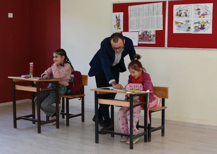 Isparta'daki köy okulunda sadece 2 öğrenci eğitim görüyor