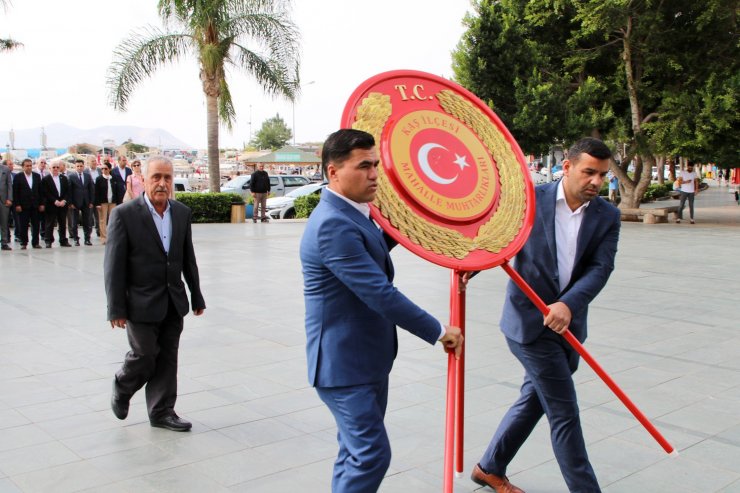 Kaş'ta 19 Ekim Muhtarlar Günü kutlandı
