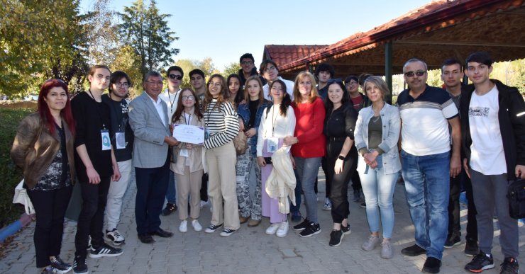 Geleceğin cumhurbaşkanı ve bakanları Eğirdir'de buluştu