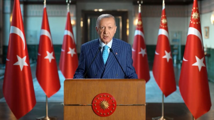 Cumhurbaşkanı Erdoğan: Türkiye'yi bir spor ülkesi haline getirecek adımları atmayı sürdüreceğiz