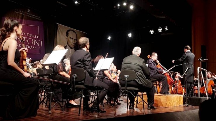ADSO'dan Cumhuriyet konseri