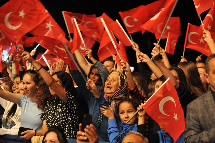 Cumhuriyet Bayramı, Kemer'de coşkuyla kutlandı