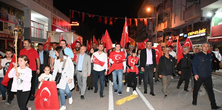 Demre'de 99. yıl coşkusu