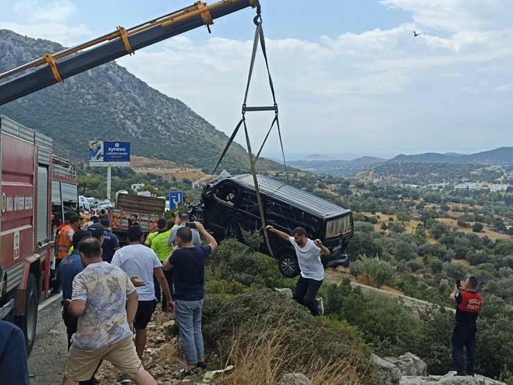 İbrahim Tatlıses'in de yaralandığı kazada, kovuşturmaya yer yok kararı