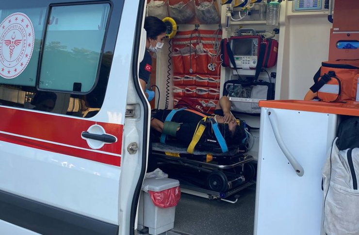Polis baba ile kızı paramotordan düşerek yaralandı