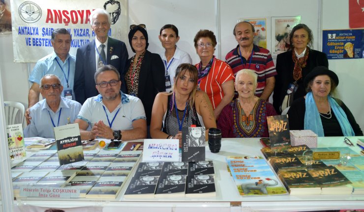Antalyalı yazar-şairler de Kitap Fuarı'nda